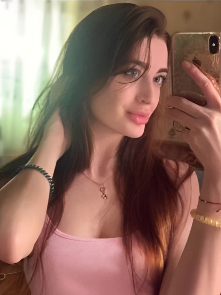 Ольга привлекательная девушка из Елизово цена от 1500 руб