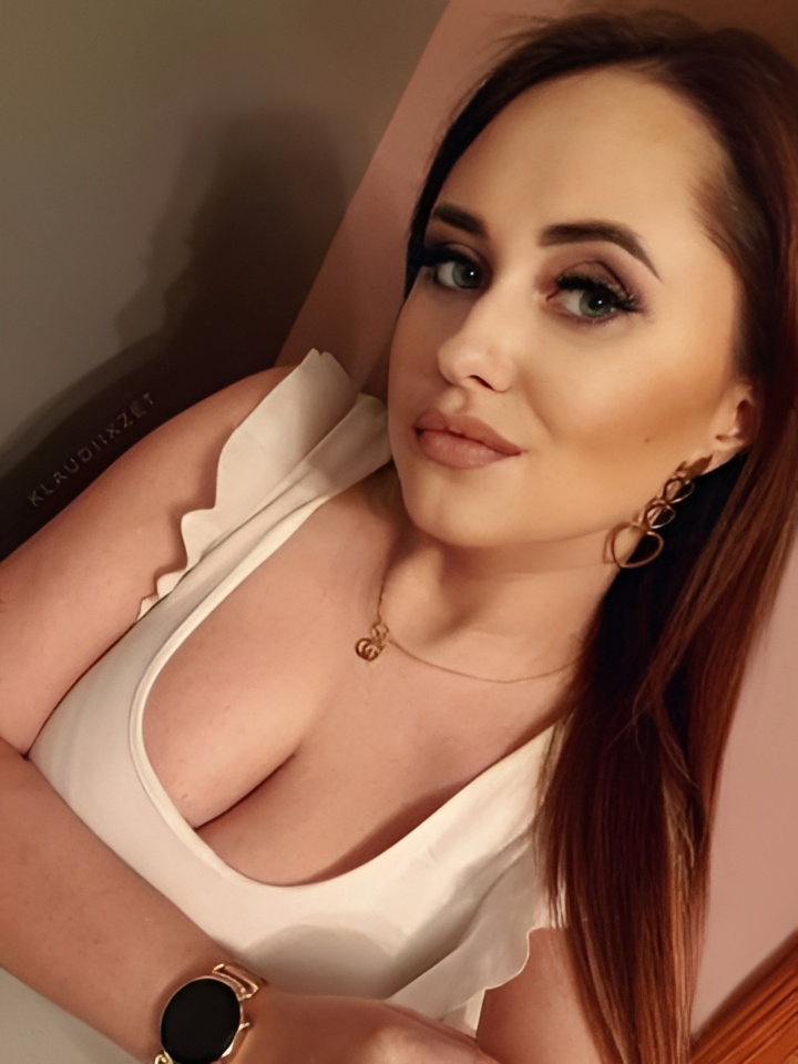 Виргиния привлекательная девушка из Елизово цена от 3000 руб