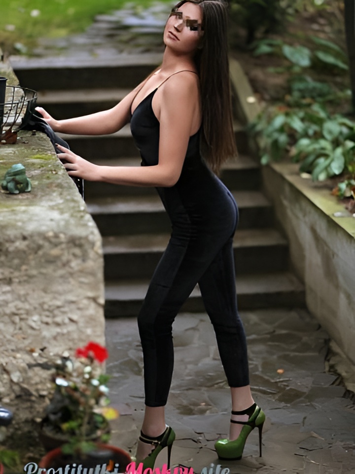 Жемчужина привлекательная девушка из Елизово цена от 5000 руб