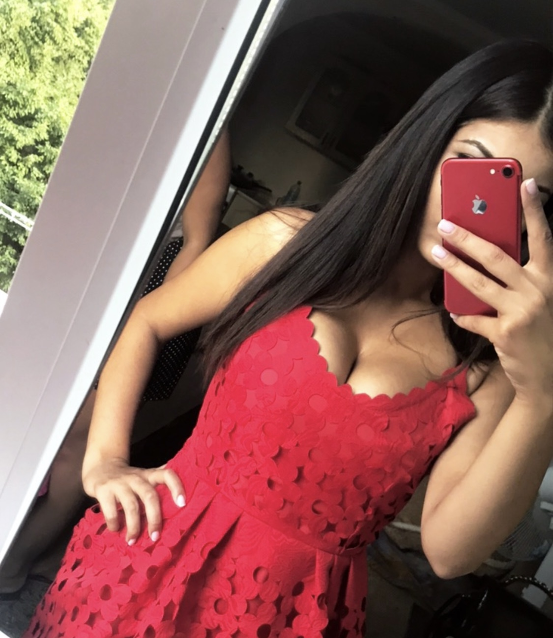 Елена привлекательная девушка из Елизово цена от 3000 руб