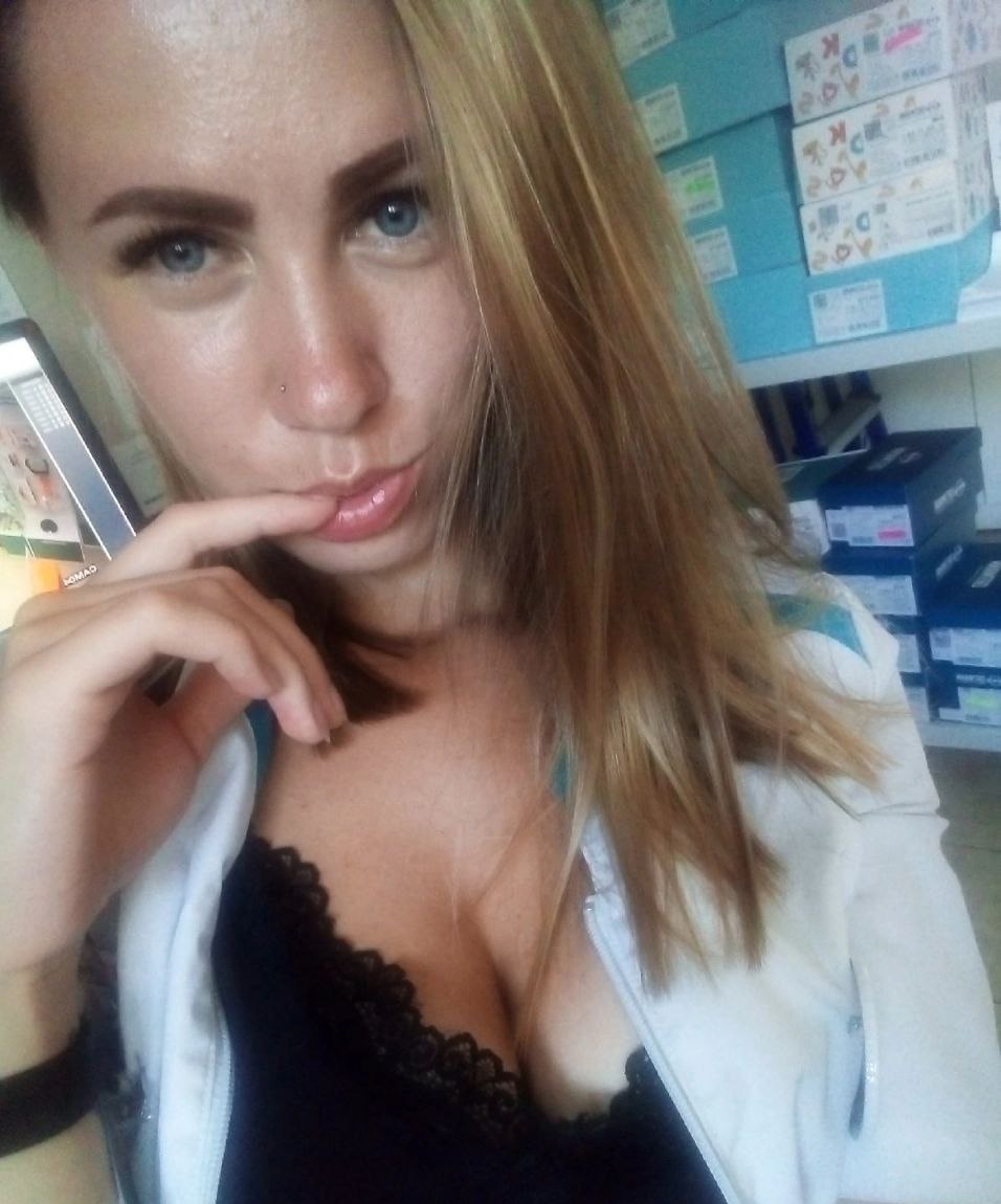 Маша привлекательная девушка из Елизово цена от 3000 руб