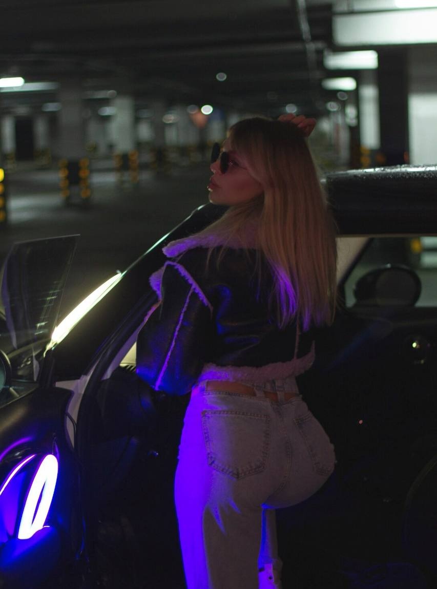 Полина привлекательная девушка из Елизово цена от 4000 руб