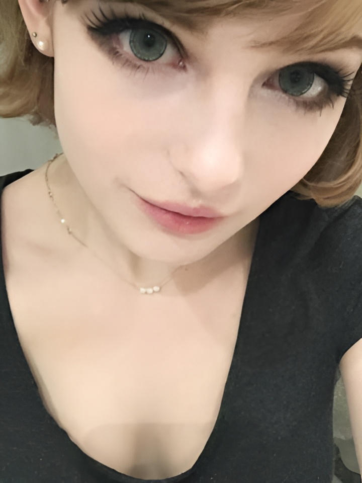 Индивидуалка Кристина, доступна для личного знакомства от 10000 руб